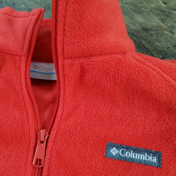 Like New: Columbia Vibrant Red Full-Zip Fleece Medium - Picture 11 of 14